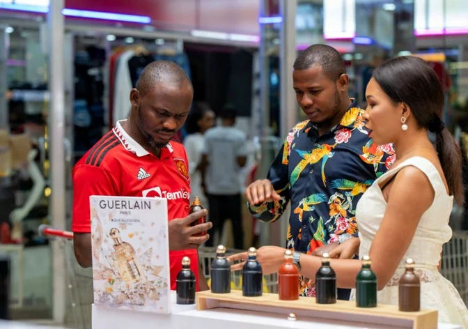 Fragrance activation with a guest